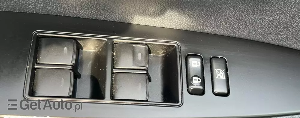 TOYOTA Avensis Combi 2.0 D-4D Executive