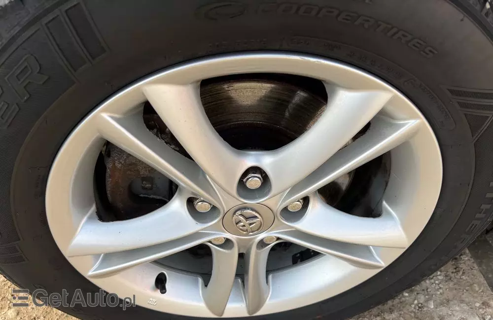 TOYOTA Avensis Combi 2.0 D-4D Executive