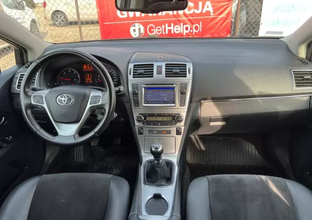 TOYOTA Avensis Combi 2.0 D-4D Executive