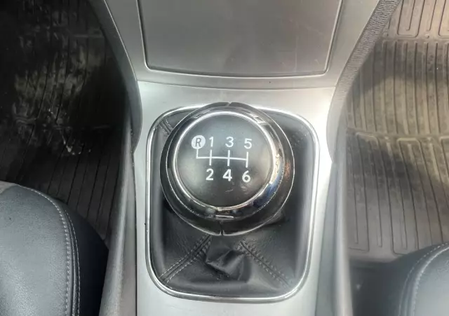 TOYOTA Avensis Combi 2.0 D-4D Executive