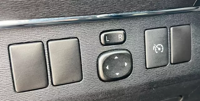 TOYOTA Avensis Combi 2.0 D-4D Executive