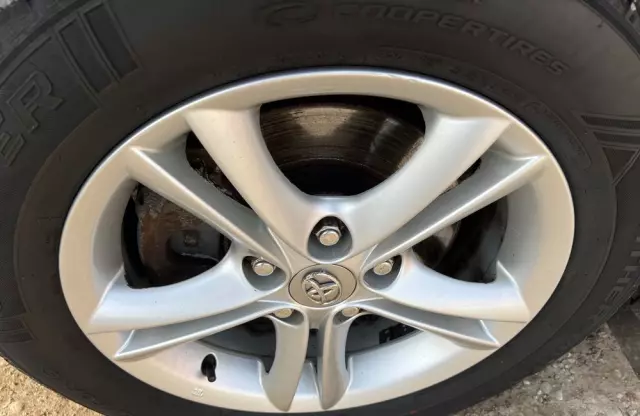 TOYOTA Avensis Combi 2.0 D-4D Executive