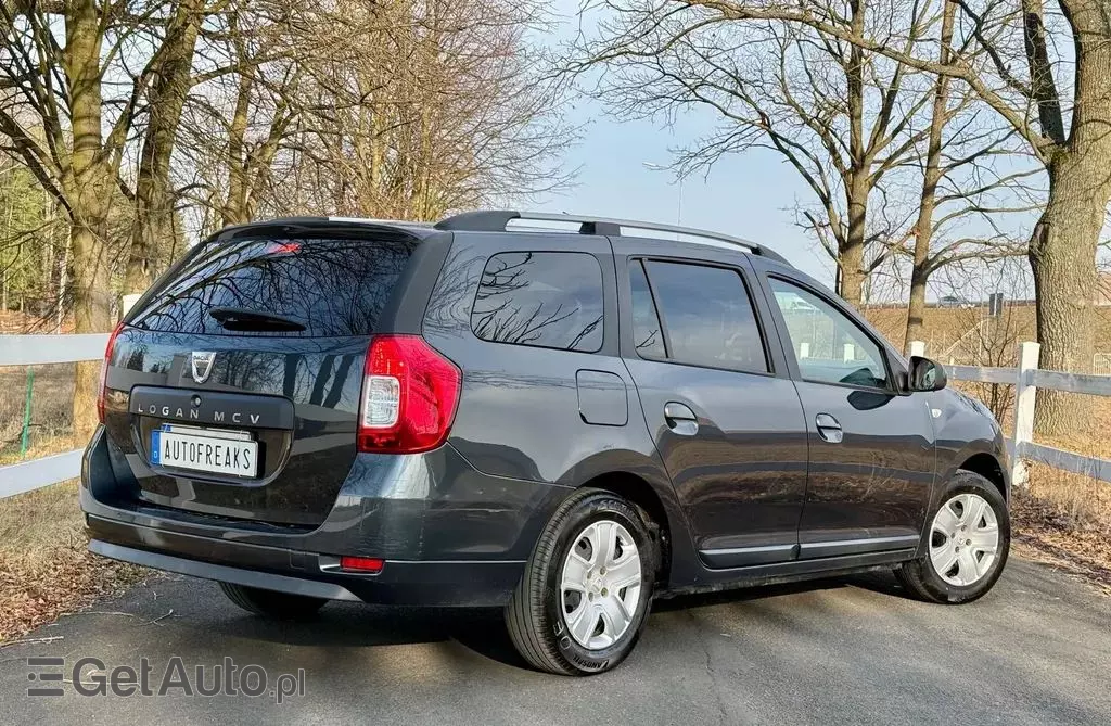 DACIA Logan 