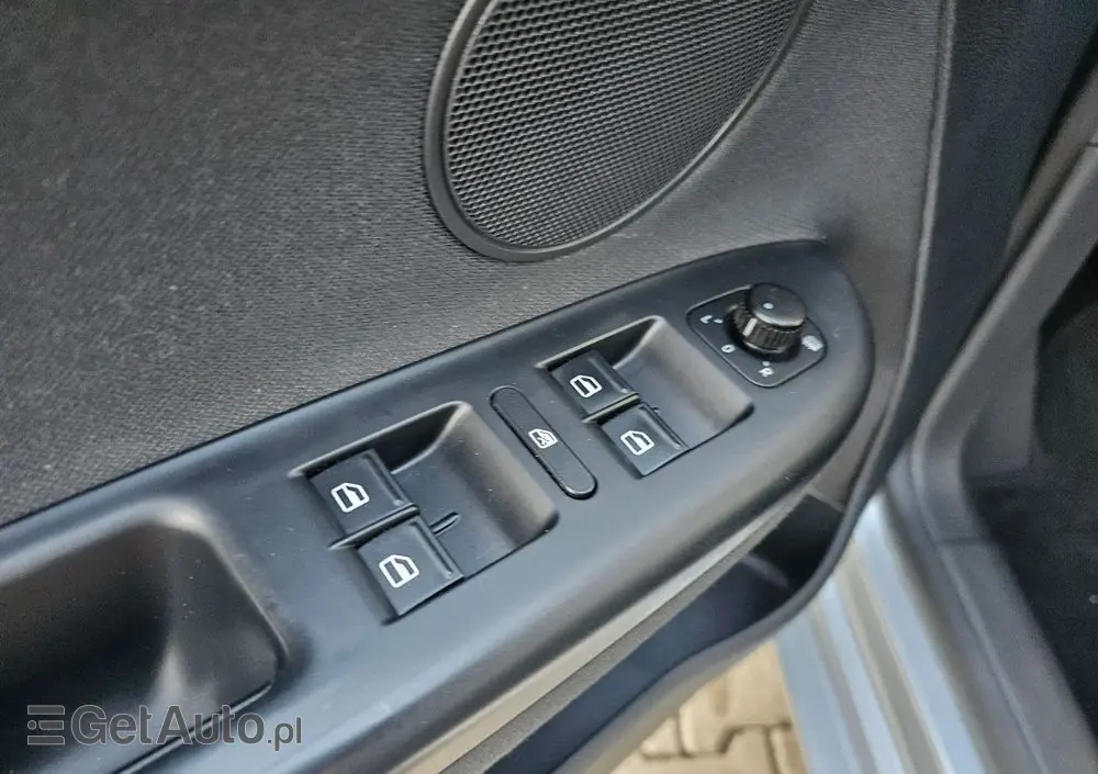 VOLKSWAGEN Golf Plus 1.6 TDI DPF BlueMotion Technology Team