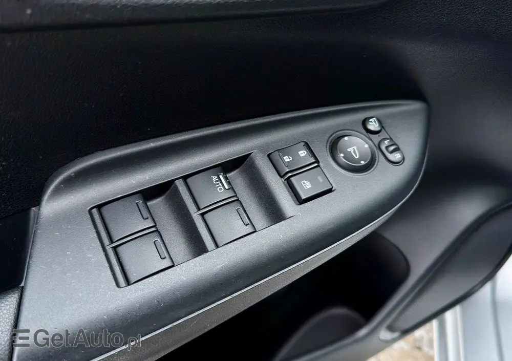 HONDA Jazz 1.3 i-VTEC Elegance