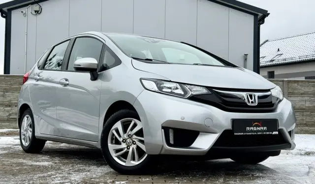 HONDA Jazz 1.3 i-VTEC Elegance