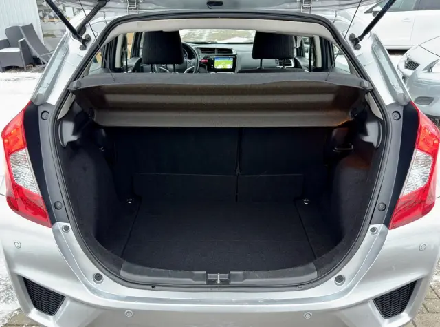 HONDA Jazz 1.3 i-VTEC Elegance