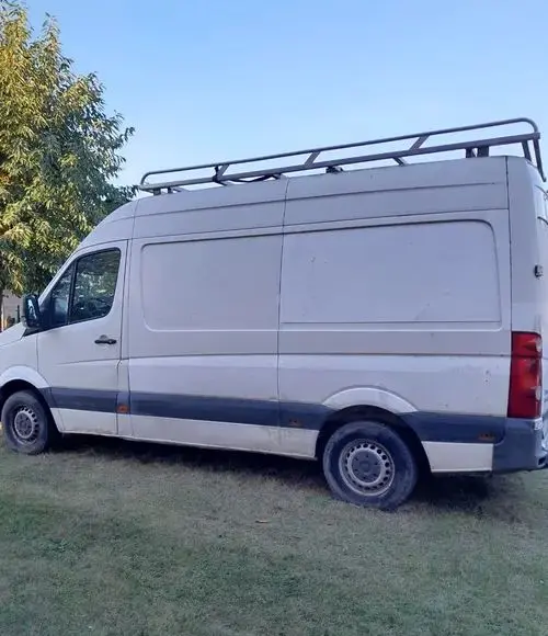 VOLKSWAGEN Crafter 