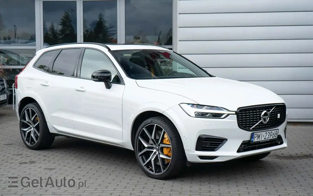 VOLVO XC 60 T8 AWD Plug-In Hybrid Polestar Engineered