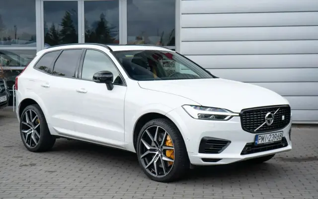 VOLVO XC 60 T8 AWD Plug-In Hybrid Polestar Engineered