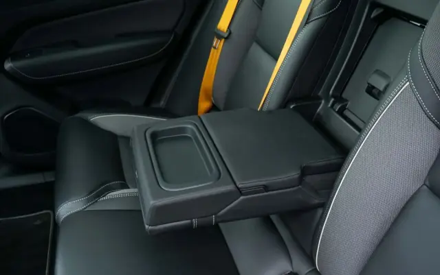 VOLVO XC 60 T8 AWD Plug-In Hybrid Polestar Engineered