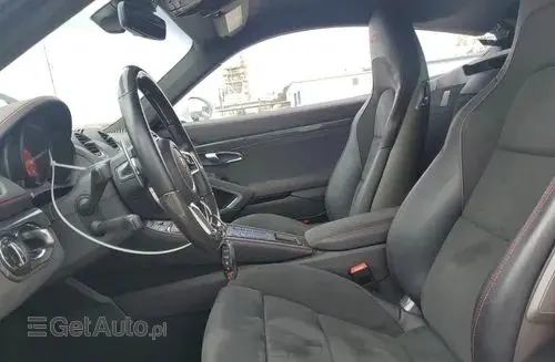 PORSCHE 718 Cayman 