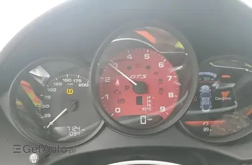PORSCHE 718 Cayman 