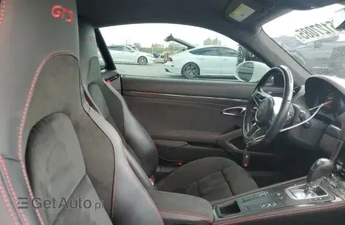 PORSCHE 718 Cayman 