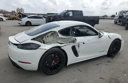 PORSCHE 718 Cayman 