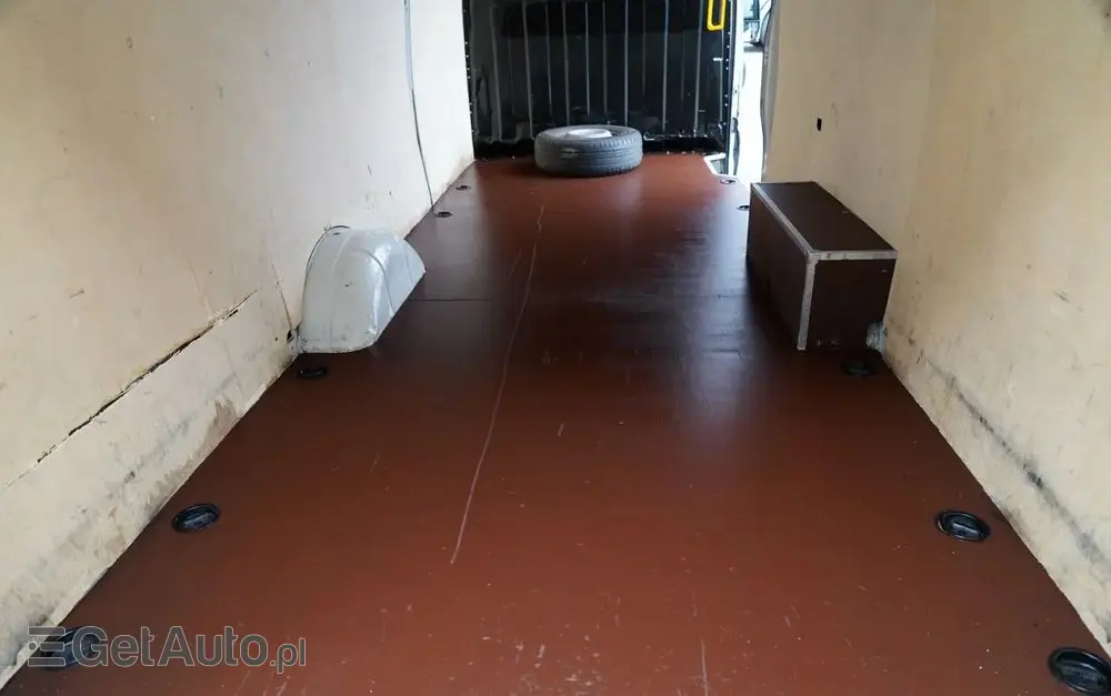 IVECO DAILY 35-180 / BLASZAK  4,7 m / FURGON / HI-MATIC / SPROWADZONY 