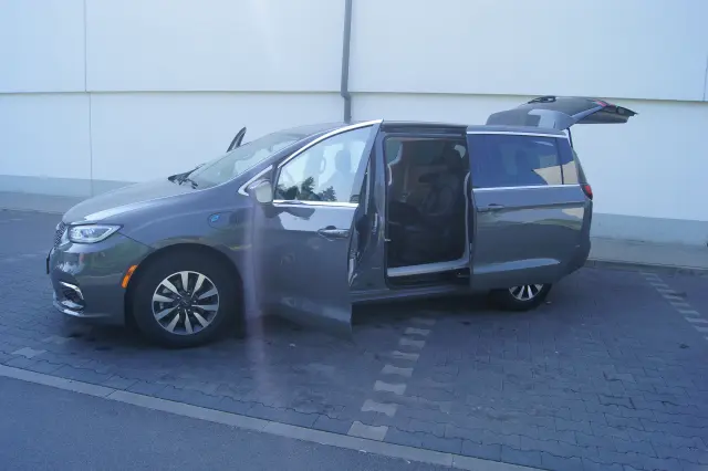 CHRYSLER PACYFICA 