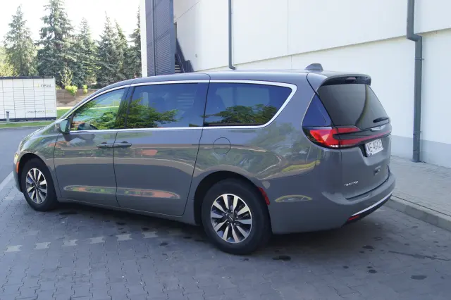CHRYSLER PACYFICA 