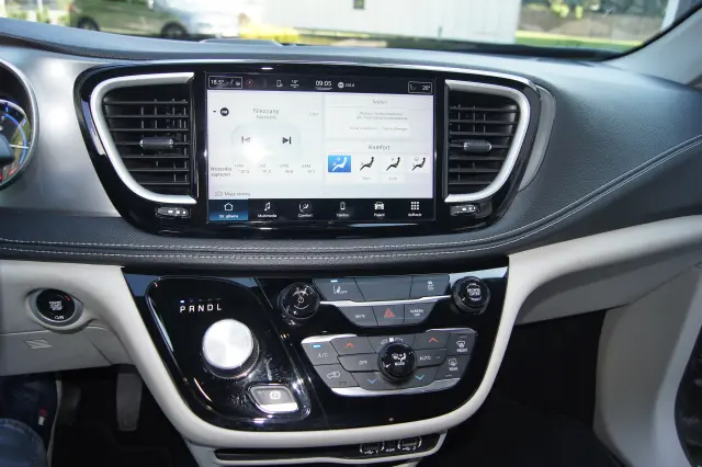 CHRYSLER PACYFICA 