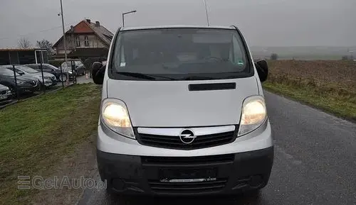 OPEL Vivaro 