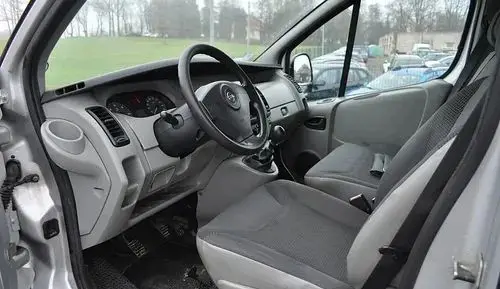 OPEL Vivaro 
