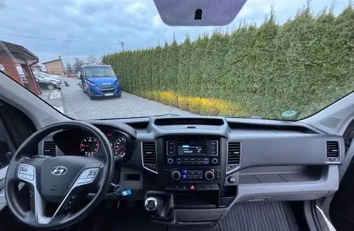 HYUNDAI H 350 