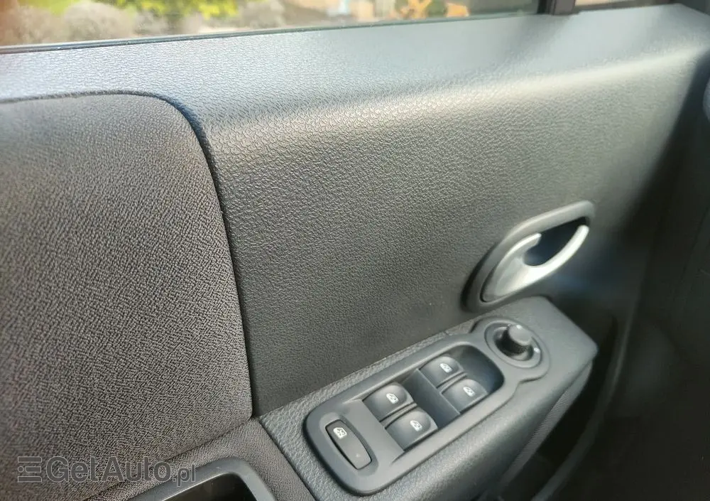 RENAULT Modus Grand 1.2 16V TCE Dynamique