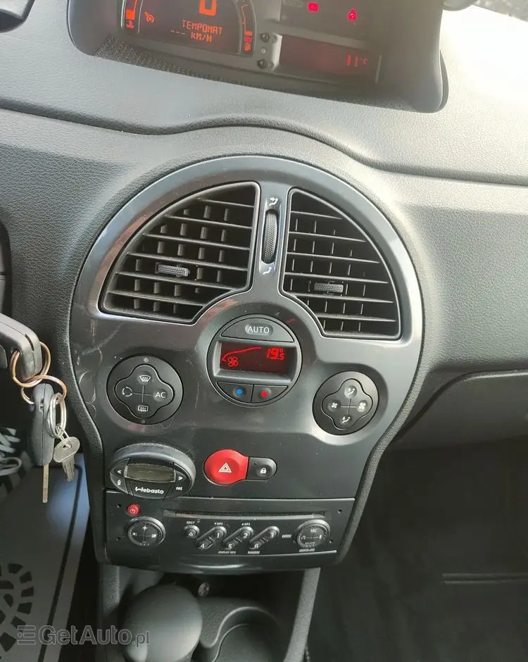 RENAULT Modus Grand 1.2 16V TCE Dynamique