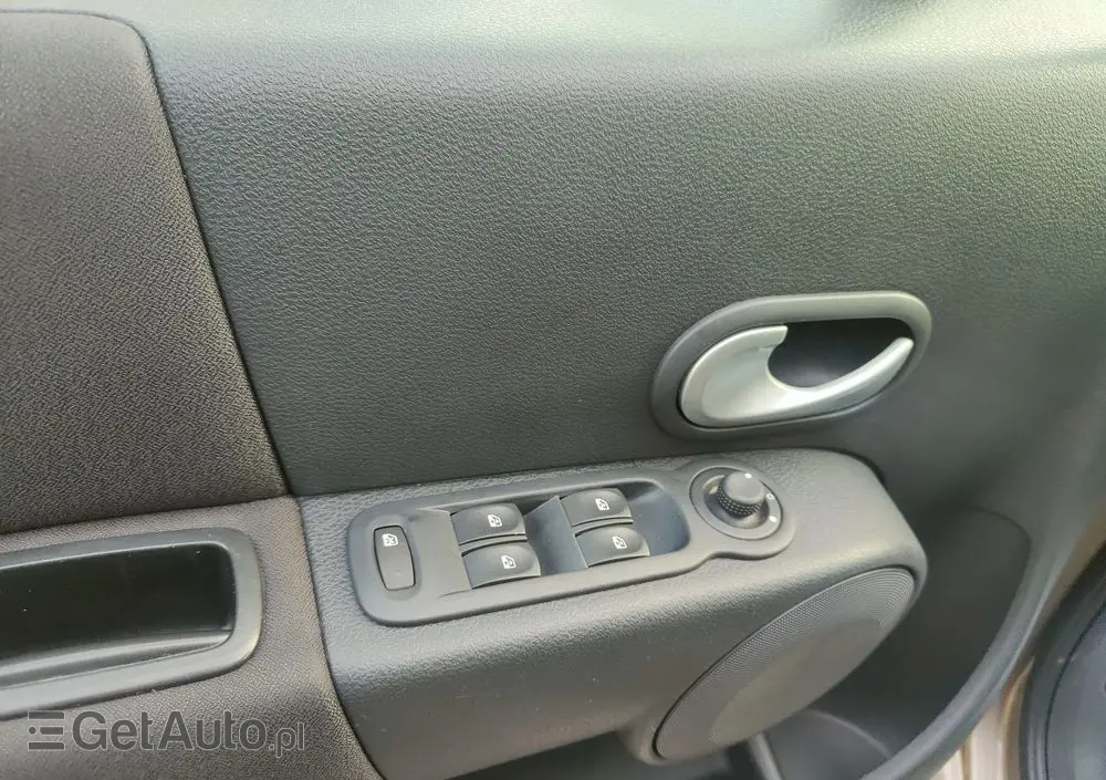 RENAULT Modus Grand 1.2 16V TCE Dynamique