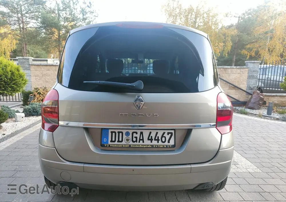 RENAULT Modus Grand 1.2 16V TCE Dynamique