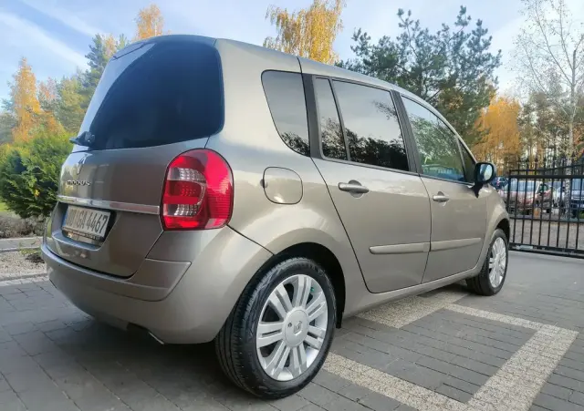 RENAULT Modus Grand 1.2 16V TCE Dynamique