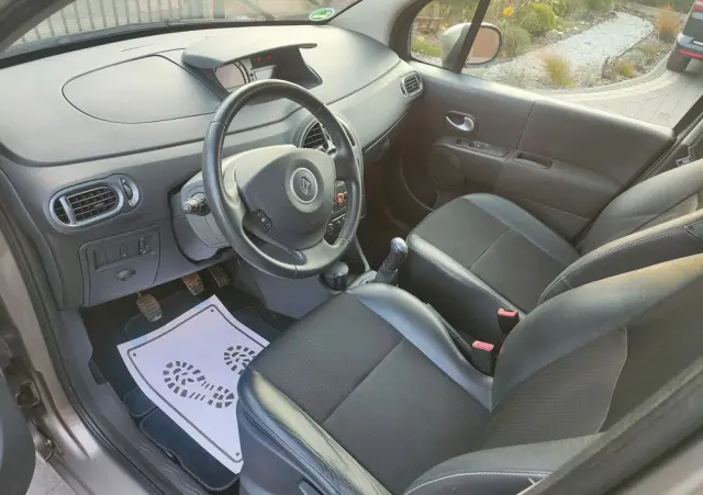 RENAULT Modus Grand 1.2 16V TCE Dynamique