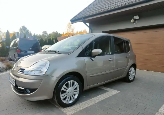 RENAULT Modus Grand 1.2 16V TCE Dynamique