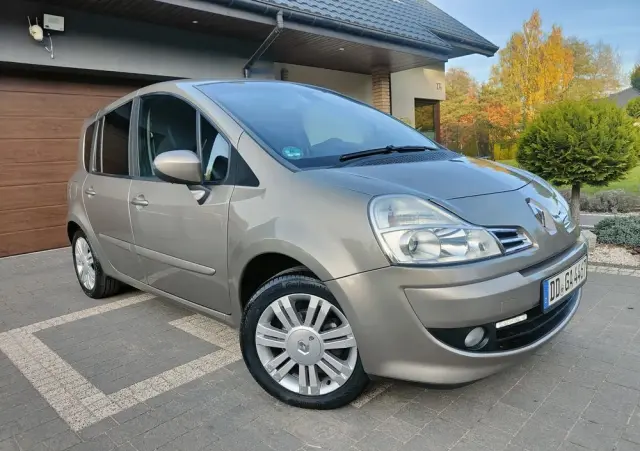 RENAULT Modus Grand 1.2 16V TCE Dynamique