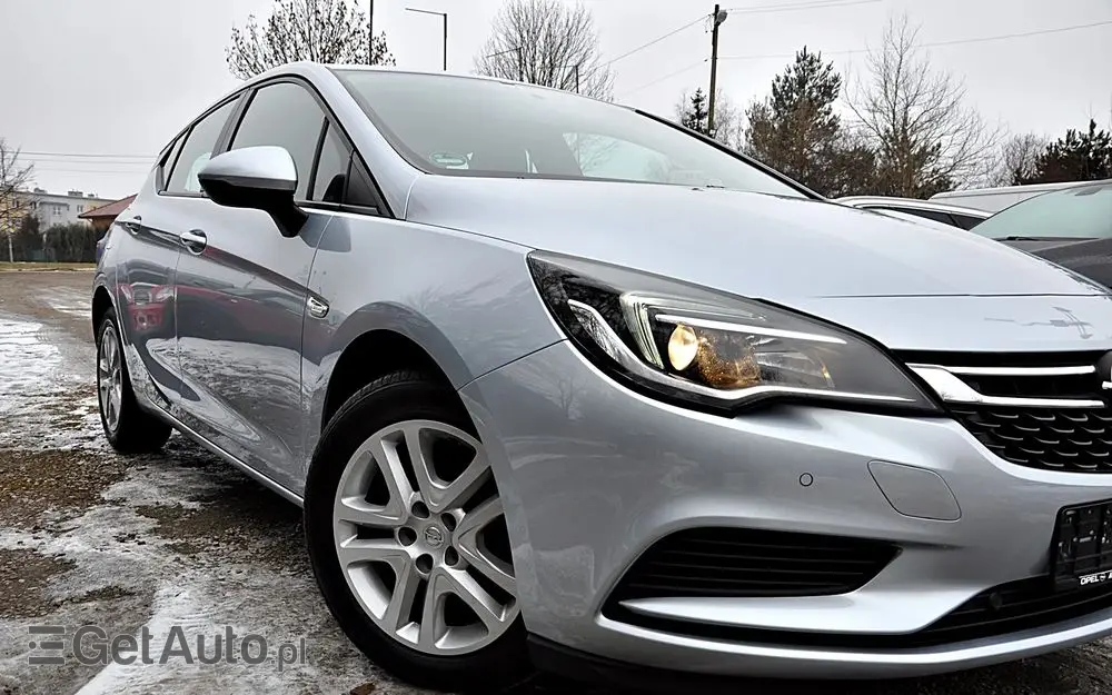 OPEL Astra 1.4 Turbo Innovation
