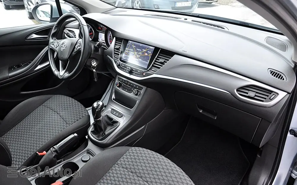 OPEL Astra 1.4 Turbo Innovation