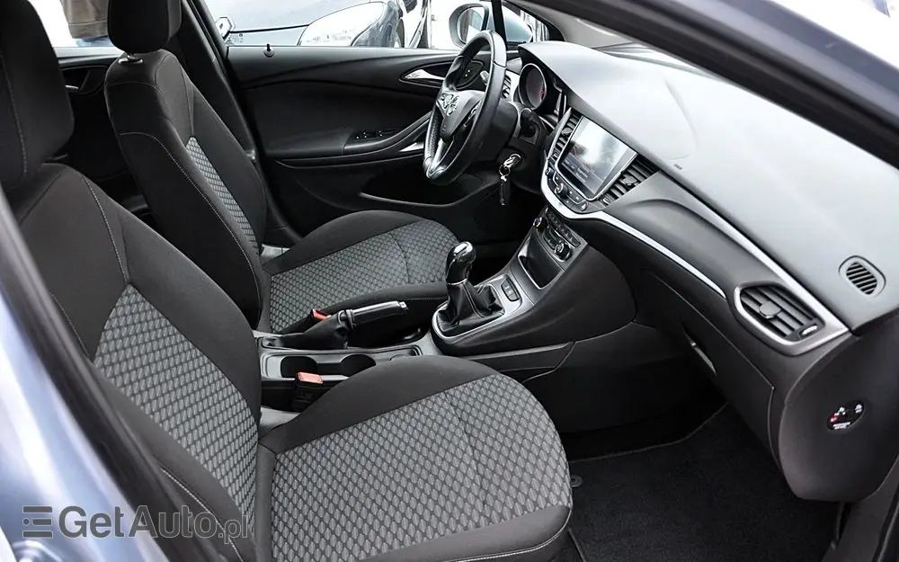 OPEL Astra 1.4 Turbo Innovation