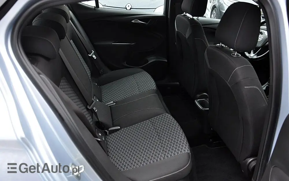 OPEL Astra 1.4 Turbo Innovation