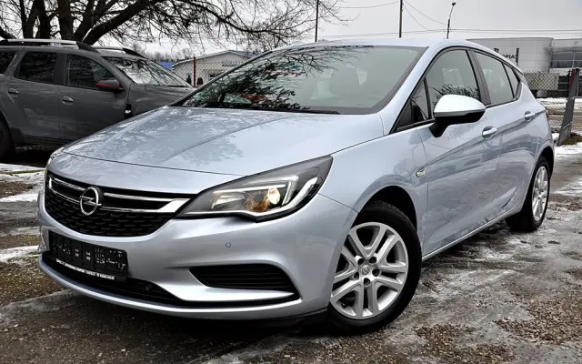 OPEL Astra 1.4 Turbo Innovation