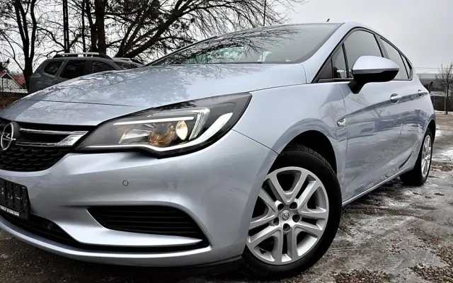 OPEL Astra 1.4 Turbo Innovation