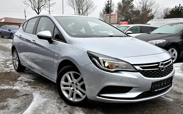 OPEL Astra 1.4 Turbo Innovation