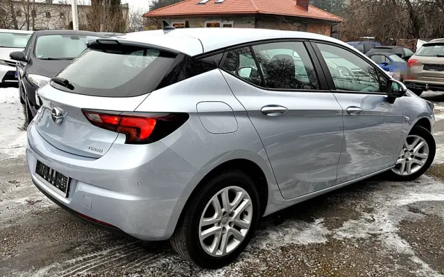 OPEL Astra 1.4 Turbo Innovation