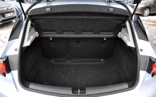 OPEL Astra 1.4 Turbo Innovation