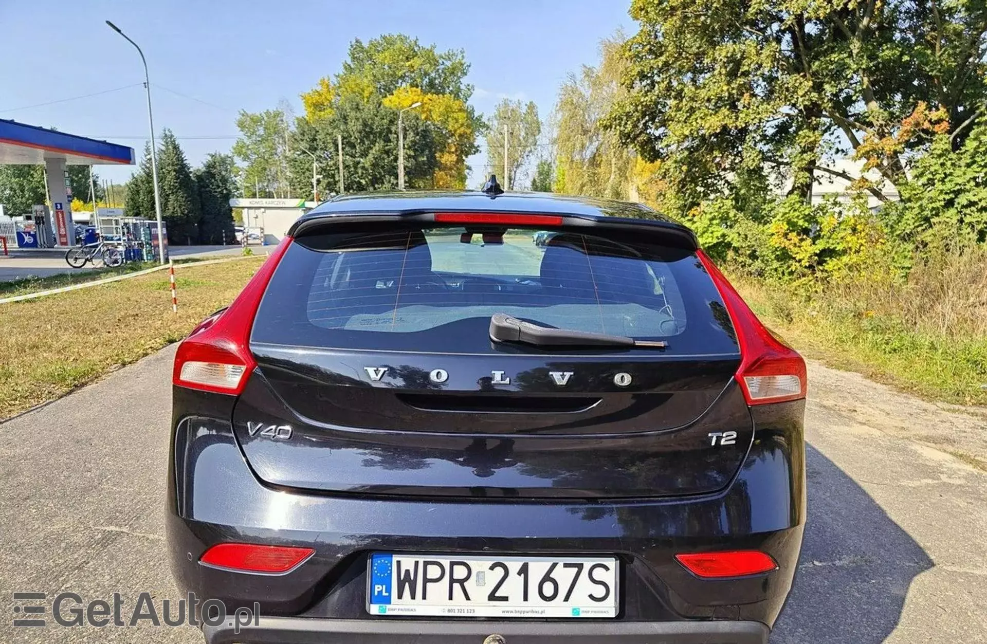 VOLVO V40 