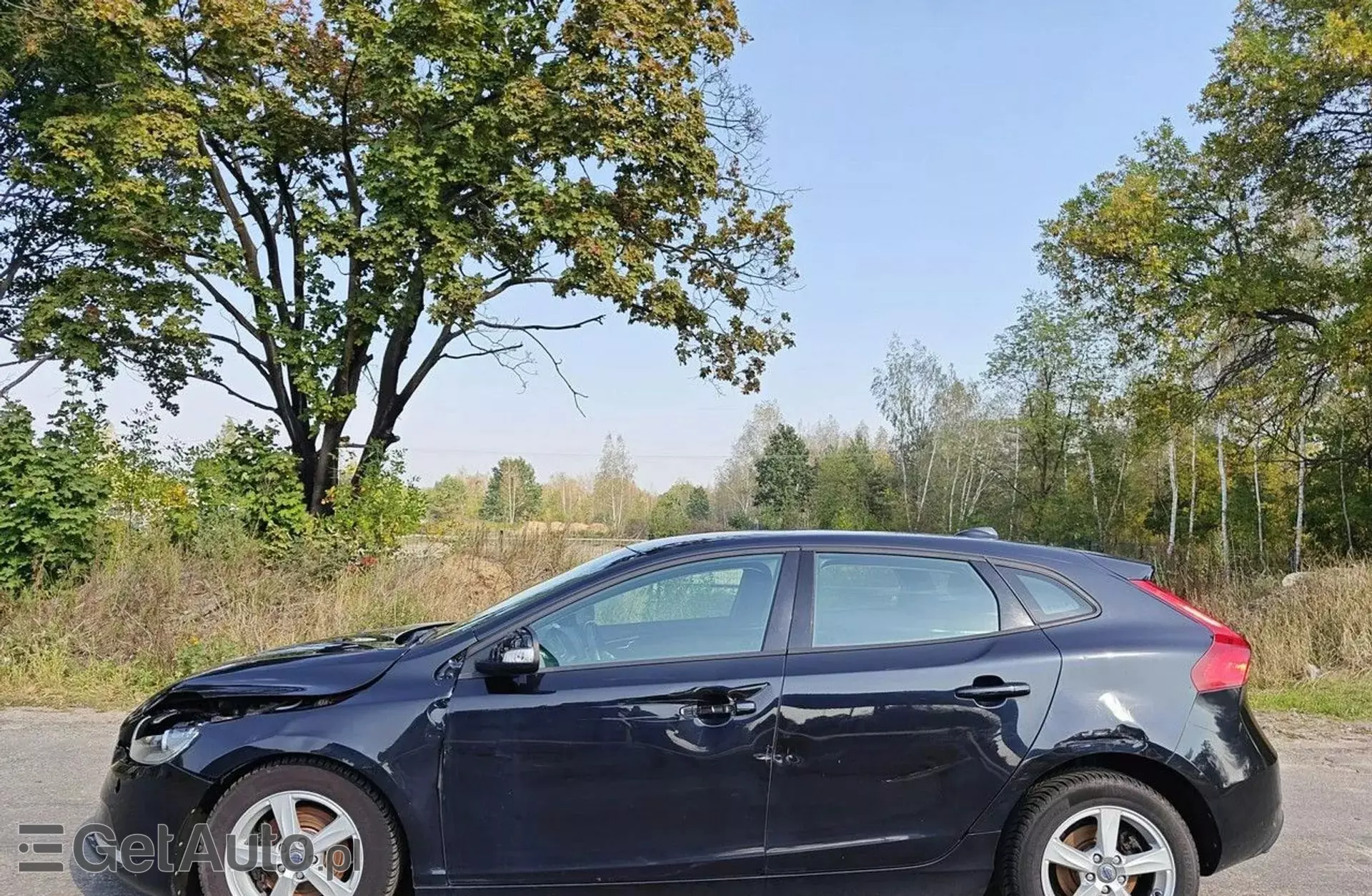 VOLVO V40 