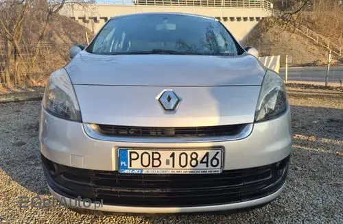 RENAULT Grand Scenic 