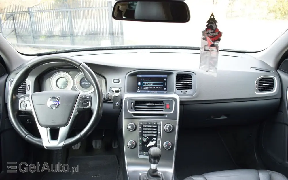 VOLVO V60 Ver-drive-momentum