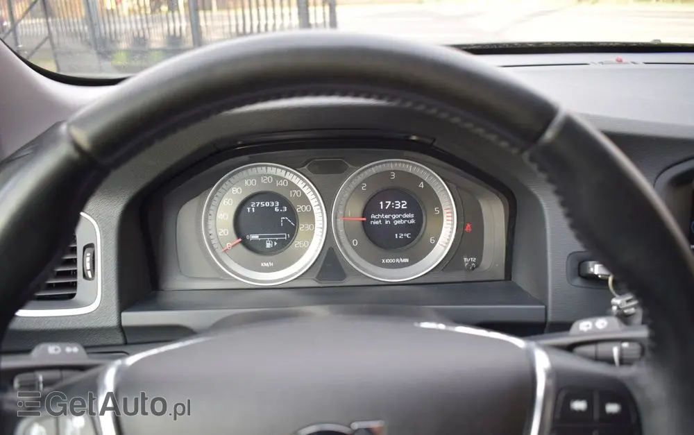 VOLVO V60 Ver-drive-momentum