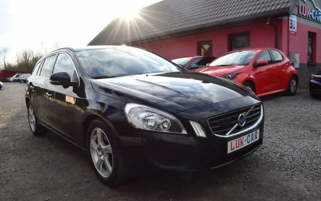 VOLVO V60 Ver-drive-momentum