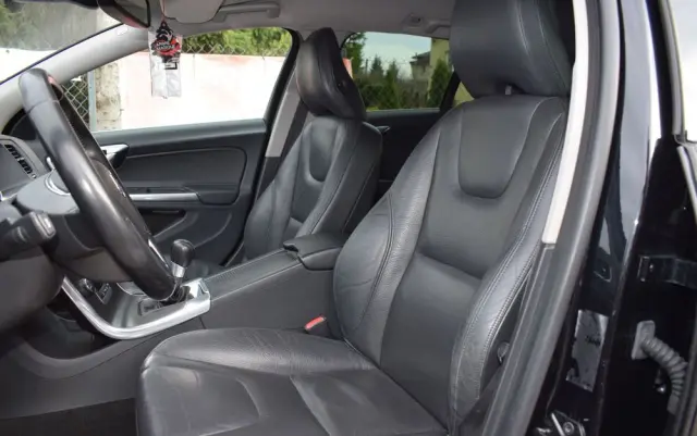 VOLVO V60 Ver-drive-momentum